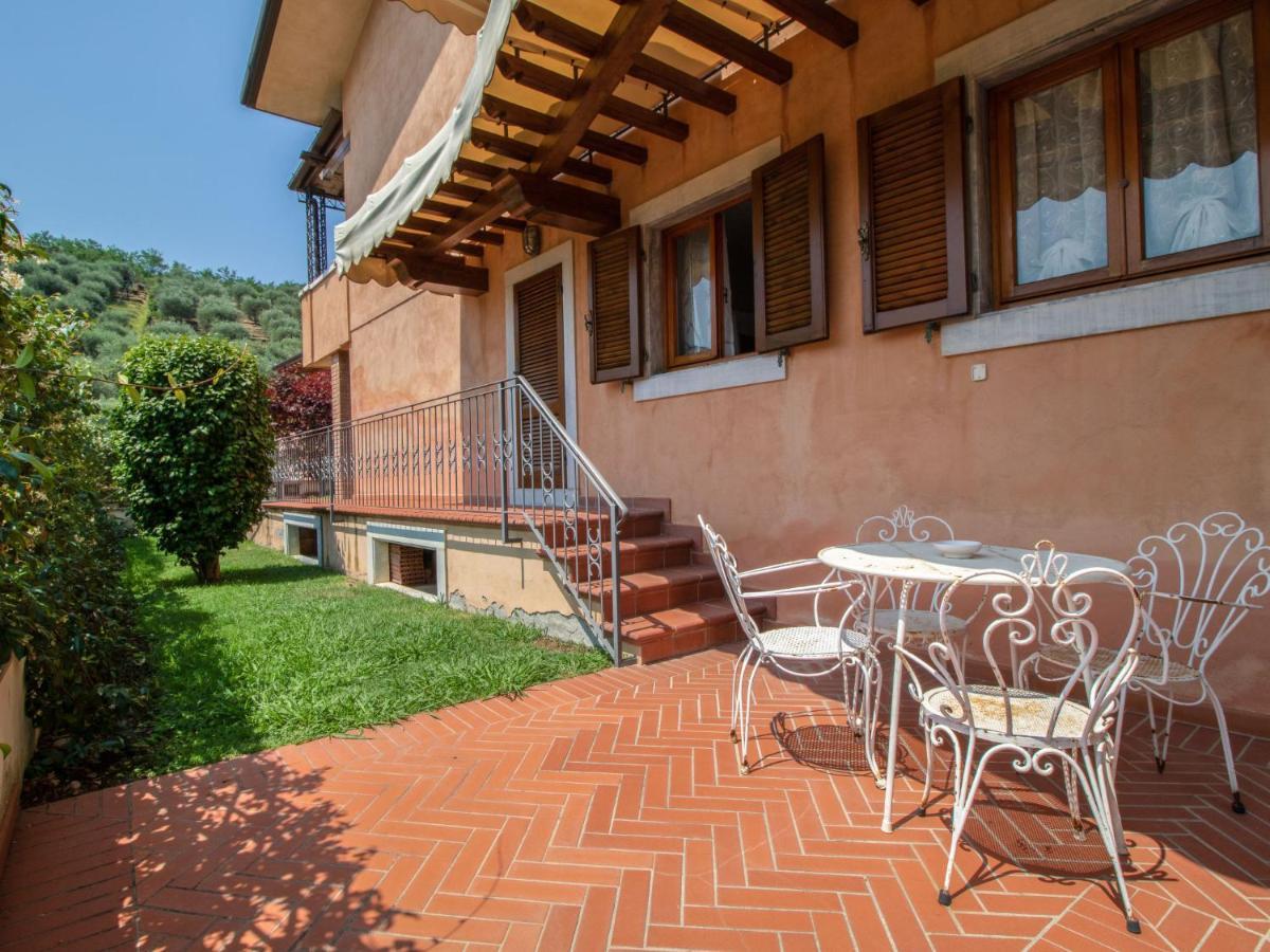 Locazione Turistica Serenella Pietrasanta Esterno foto